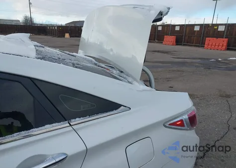 2013 Hyundai Sonata Hybrid из США, поврежденный, VIN KMHEC4A45DA070658